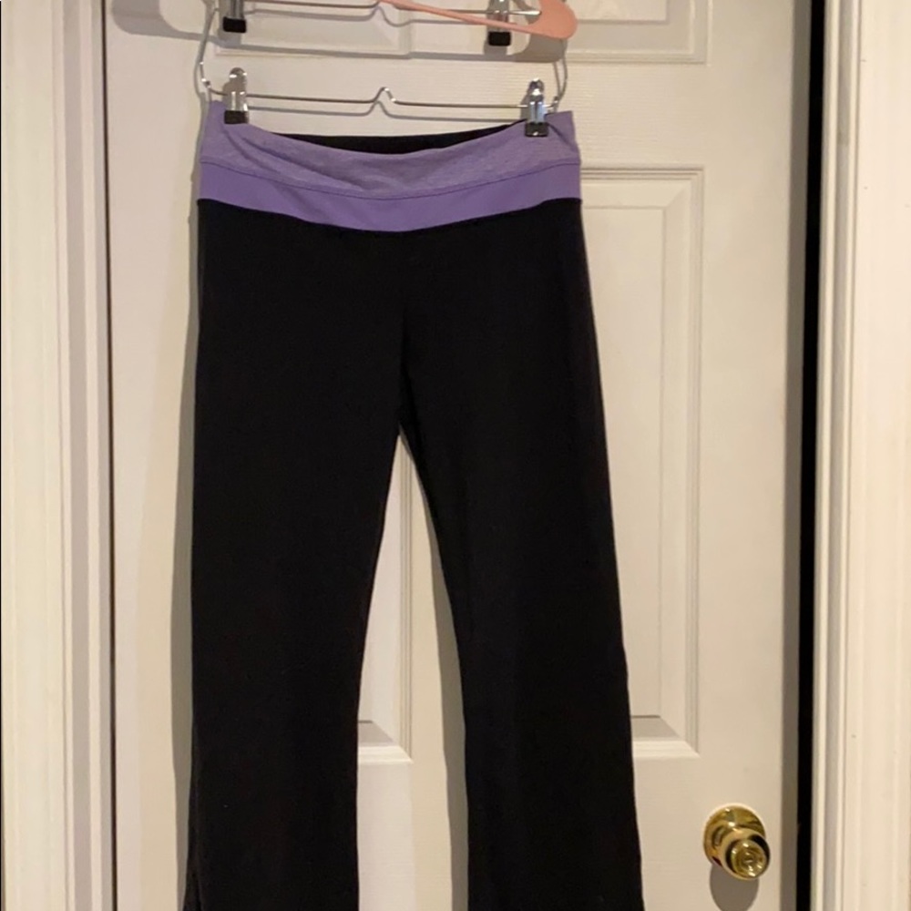 Lululemon size 8L yoga pants